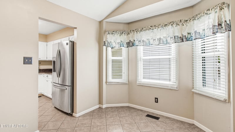 8504 Old Towne Ct, Knoxville, TN 37923