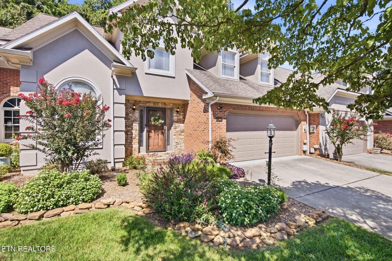 8507 Oxford Dr, Knoxville, TN 37922