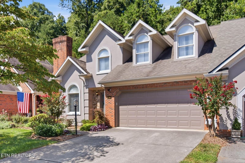 8507 Oxford Dr, Knoxville, TN 37922