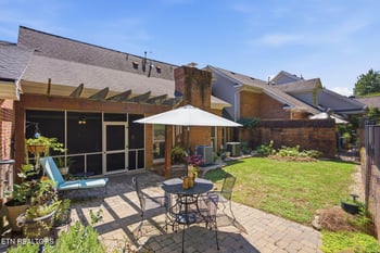 8507 Oxford Dr, Knoxville, TN 37922