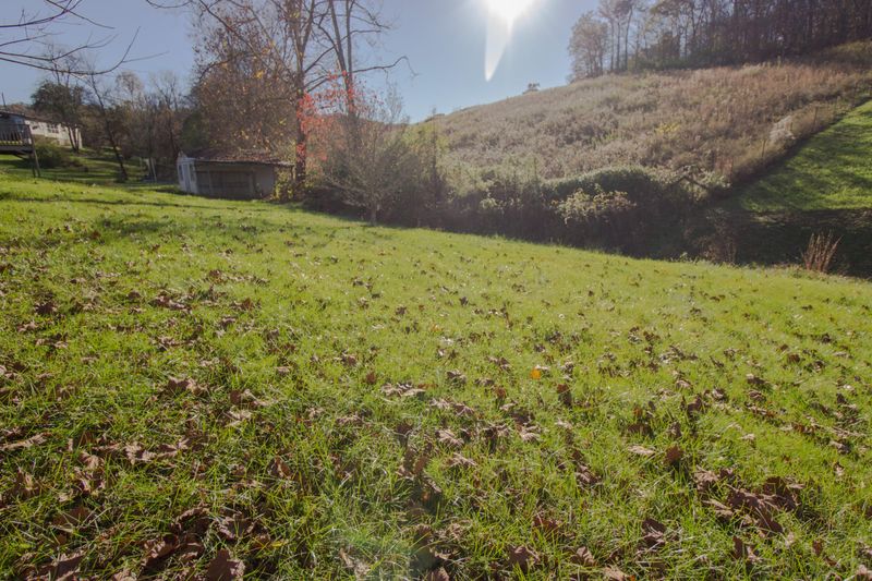 8509 Spangler Rd, Knoxville, TN 37920