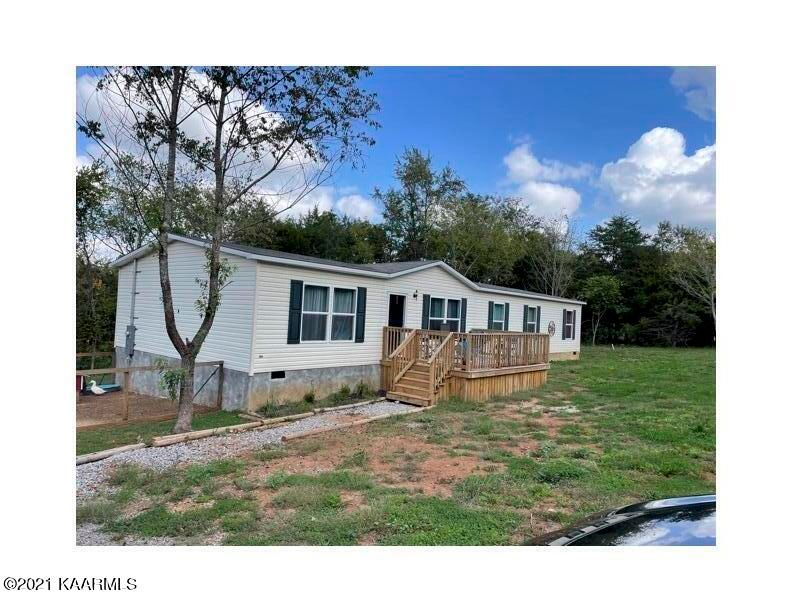 851 Elder Ln, Kodak, TN 37764