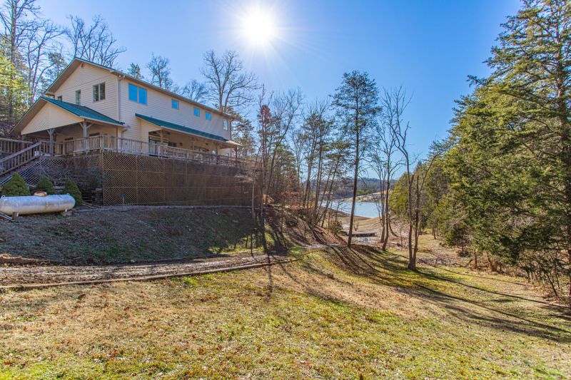851 Pleasure Rd, Sevierville, TN 37876