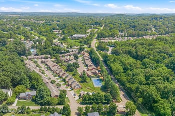8511 Oxford Dr, Knoxville, TN 37922