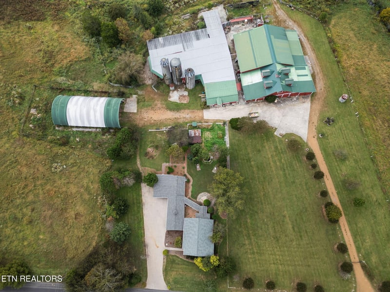 852 County Road 422, Englewood, TN 37329