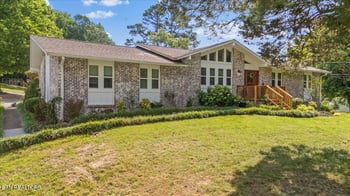 8528 Heiskell Rd, Powell, TN 37849