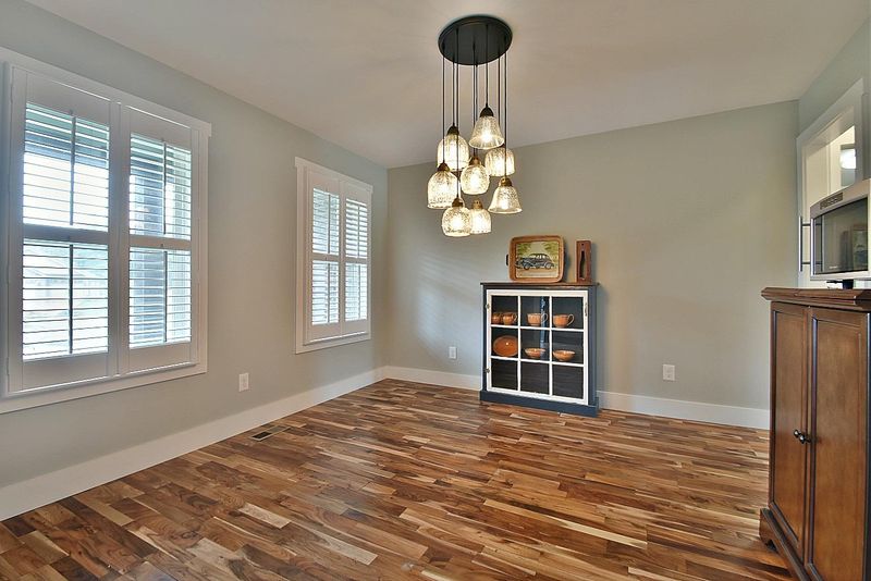 8536 Knoll Pines Ln #2, Powell, TN 37849