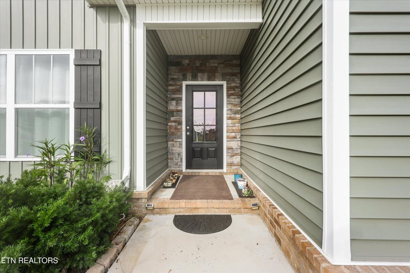 8537 Creek Valley Ln, Knoxville, TN 37931