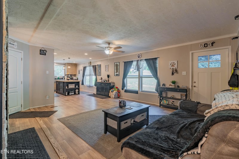 8539 Old Jacksboro Rd, Knoxville, TN 37938