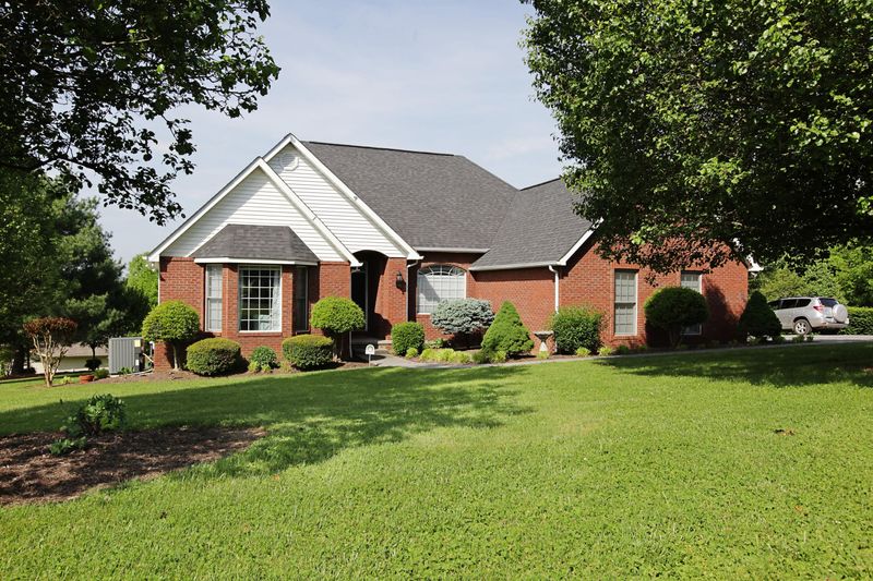 854 Jessica Lea, Sevierville, TN 37862