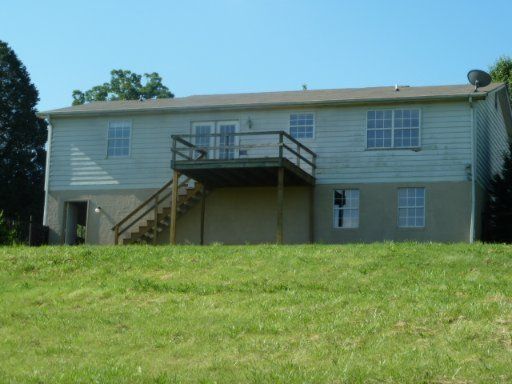 8542 Roberson Springs Rd, Loudon, TN 37774