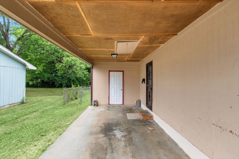 8548 Baron Dr, Knoxville, TN 37923