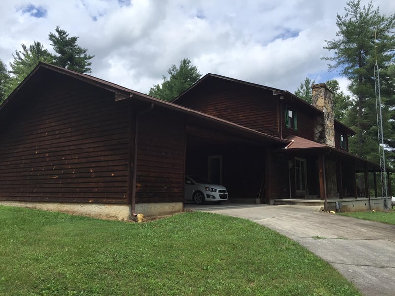 855 Snow Hill Rd, Oakdale, TN 37829