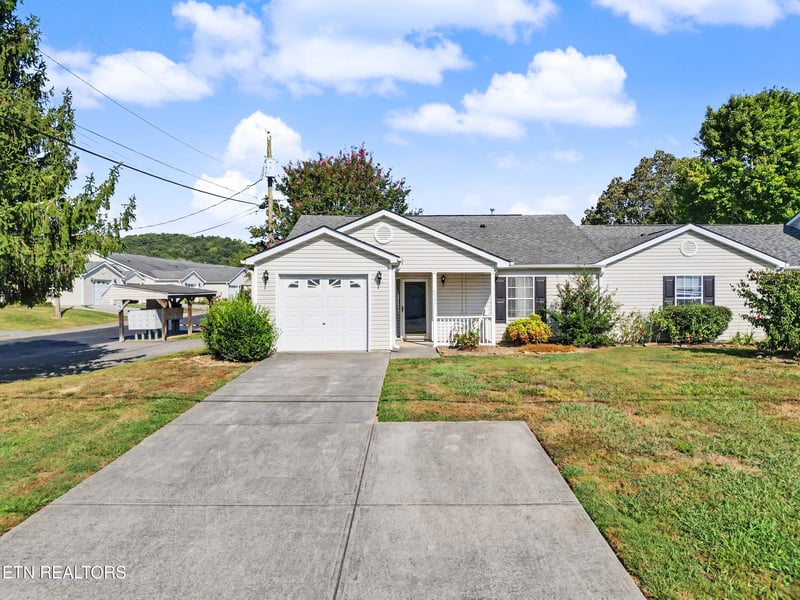 8553 Wisteria Way, Knoxville, TN 37931