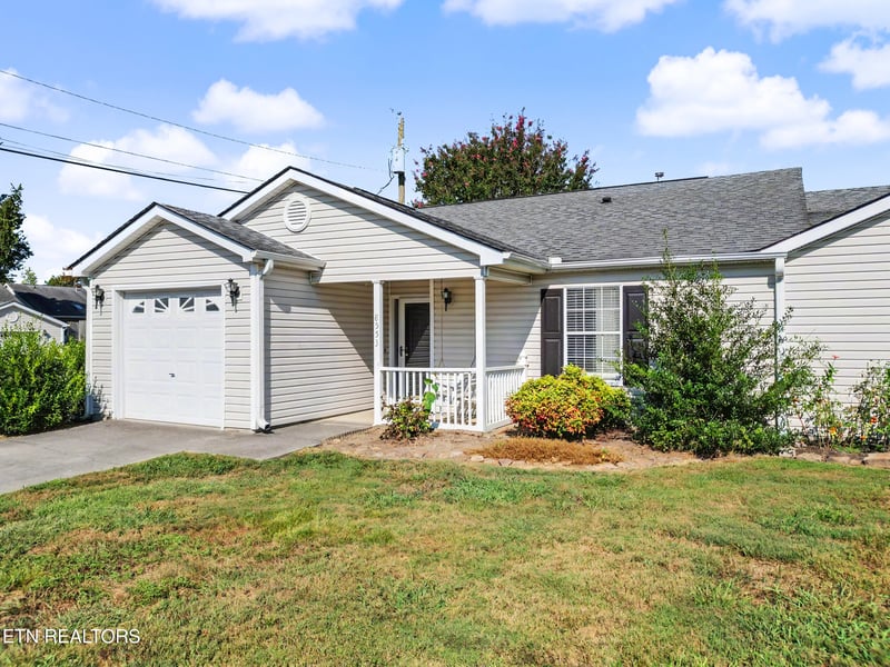 8553 Wisteria Way, Knoxville, TN 37931
