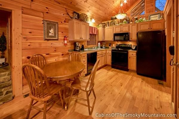 856 Black Bear Cub Way, Sevierville, TN 37862