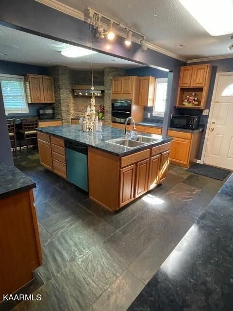 856 Sky Blue Dr, Knoxville, TN 37923