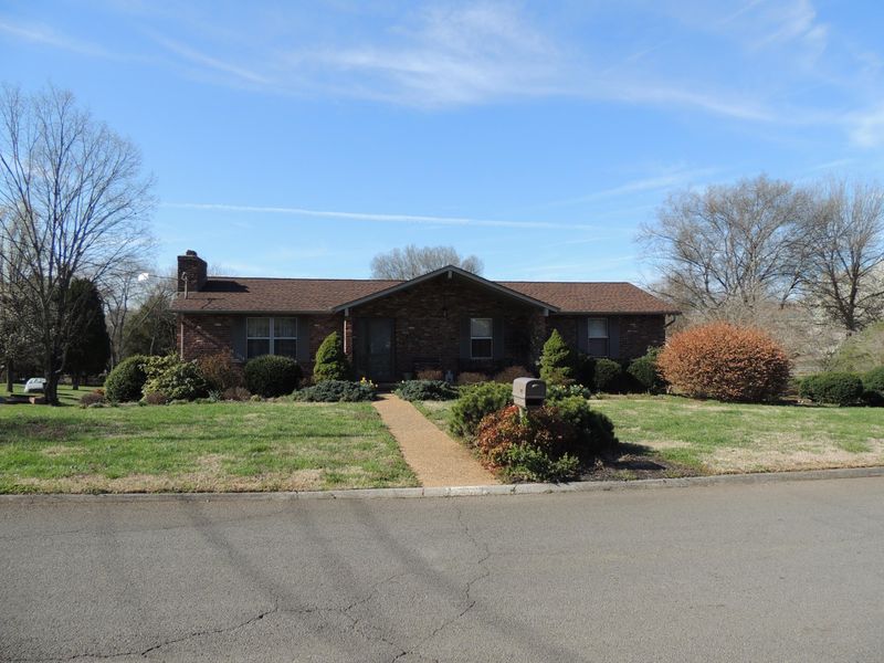 8570 Dresden Dr, Knoxville, TN 37923