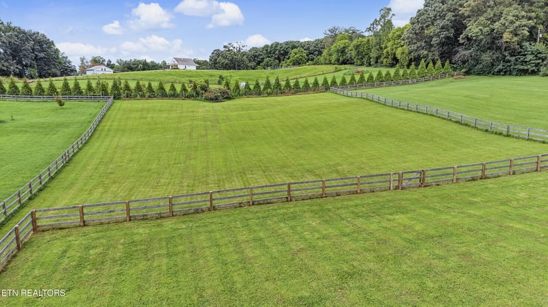 858 Dunlap Hollow Rd, Friendsville, TN 37737