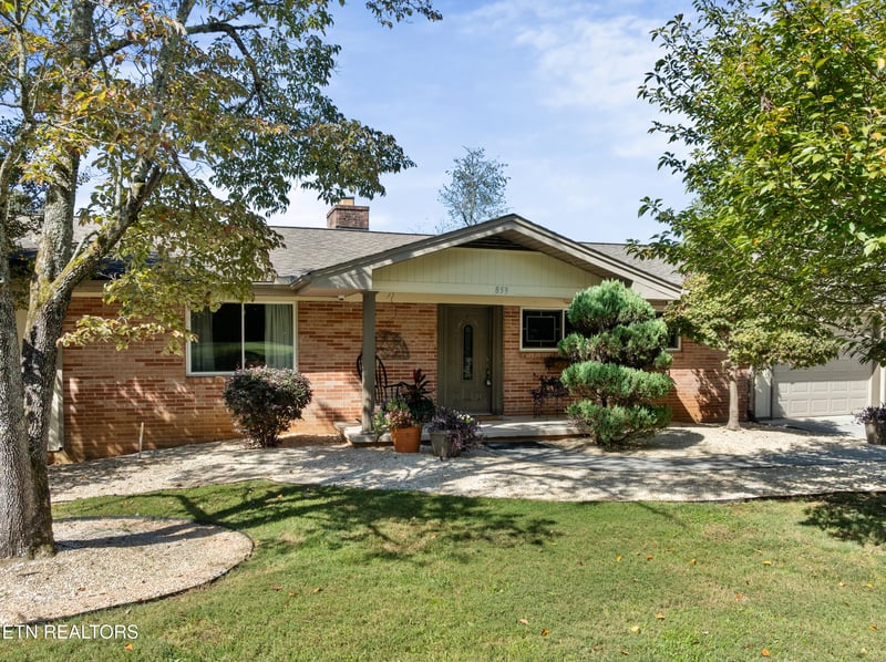 859 Collie Cove Ct, Friendsville, TN 37737