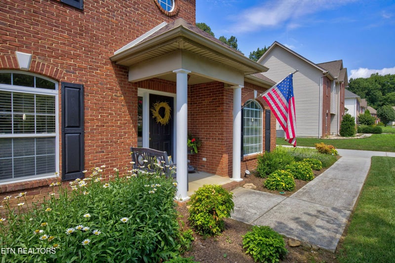 860 Baylor Cir, Knoxville, TN 37923