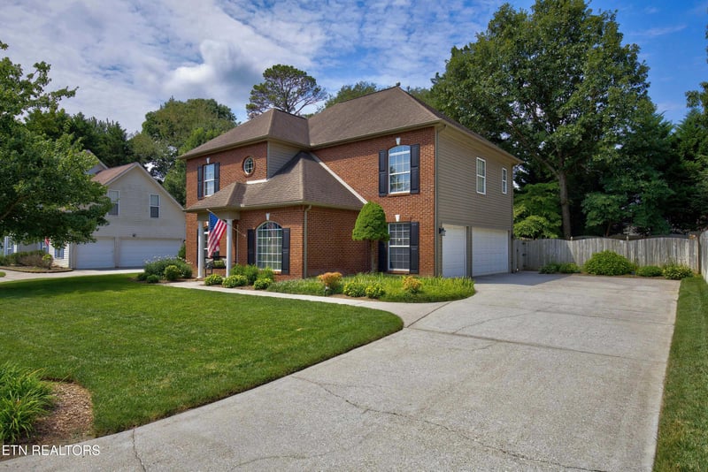 860 Baylor Cir, Knoxville, TN 37923