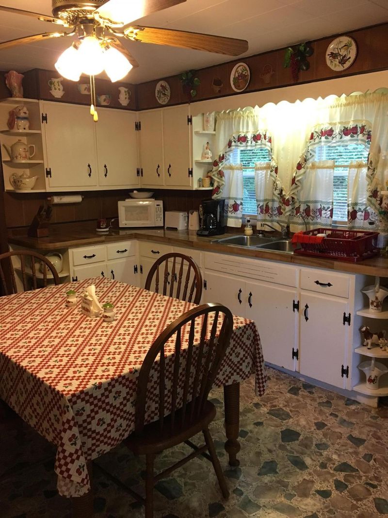 860 Bull Run Rd, Luttrell, TN 37779