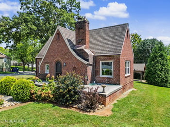 860 Gilbert St, Alcoa, TN 37701