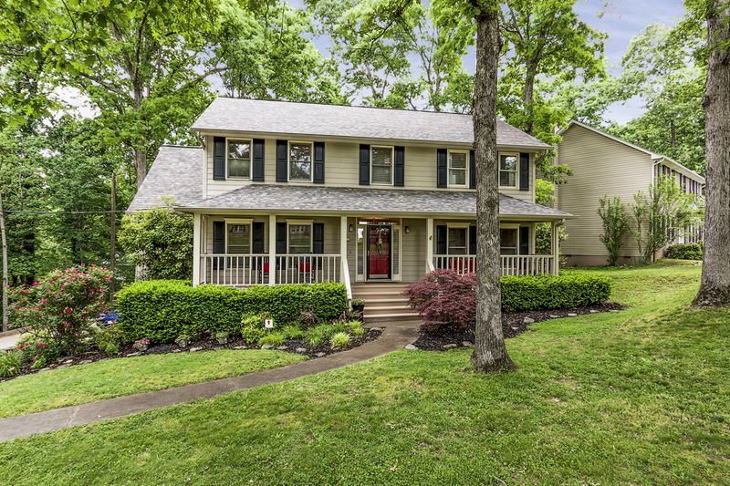 8601 Nubbin Ridge Rd, Knoxville, TN 37923