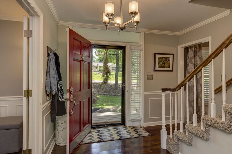 8601 Nubbin Ridge Rd, Knoxville, TN 37923