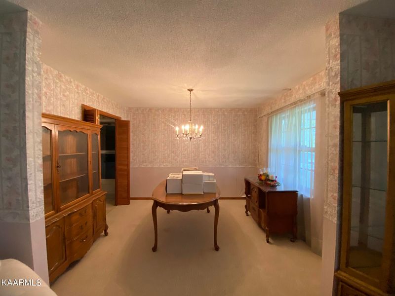 8601 Tervada Dr, Knoxville, TN 37931