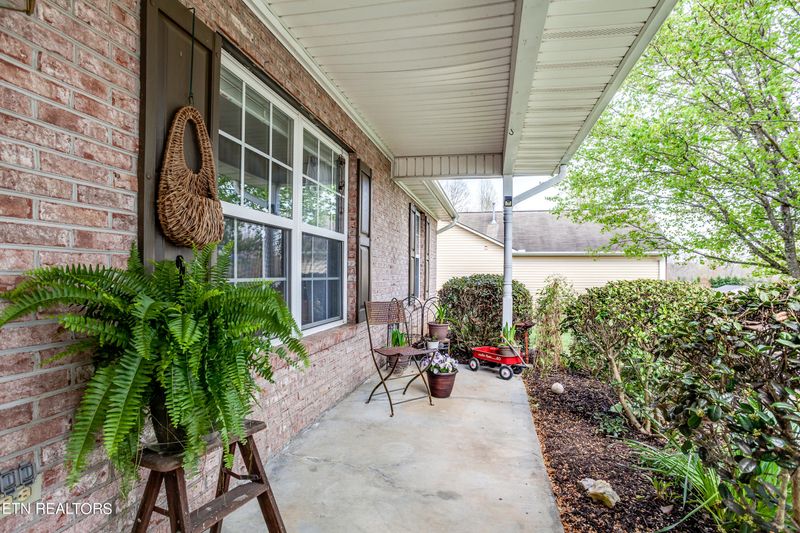 8609 Rayworth Tr, Powell, TN 37849