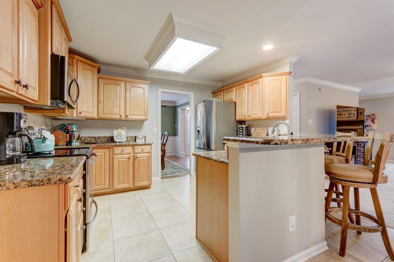 861 Garrison Ridge Blvd, Knoxville, TN 37922