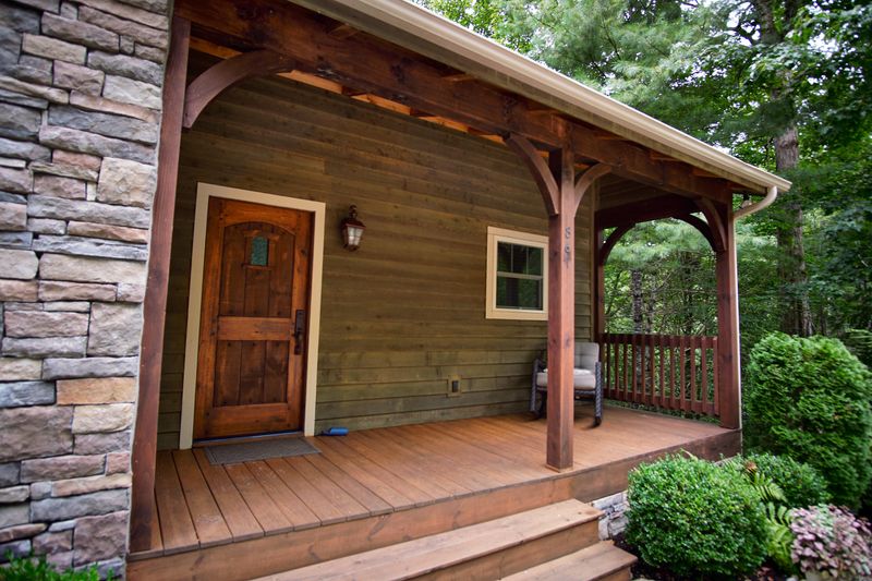 861 Laurel Rd, Townsend, TN 37882