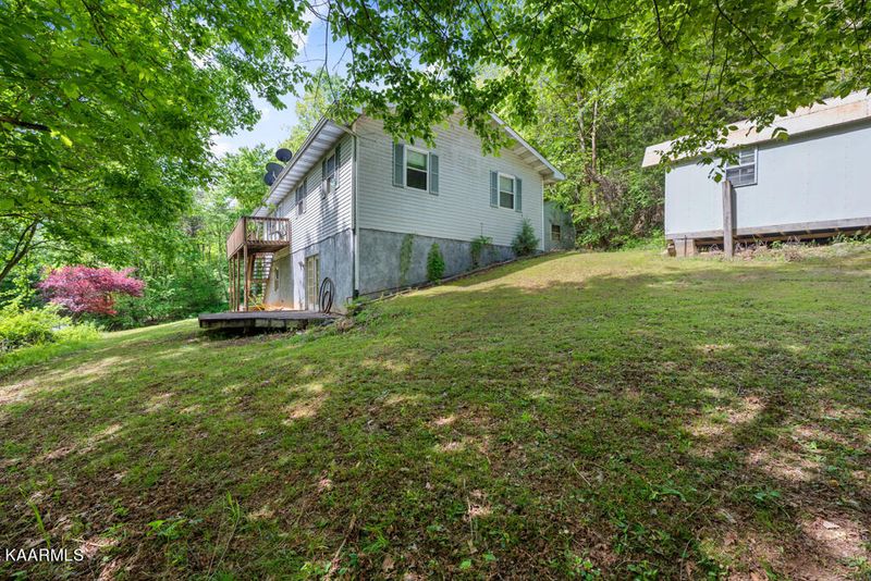 861 Sugar Loaf Rd, Sevierville, TN 37876