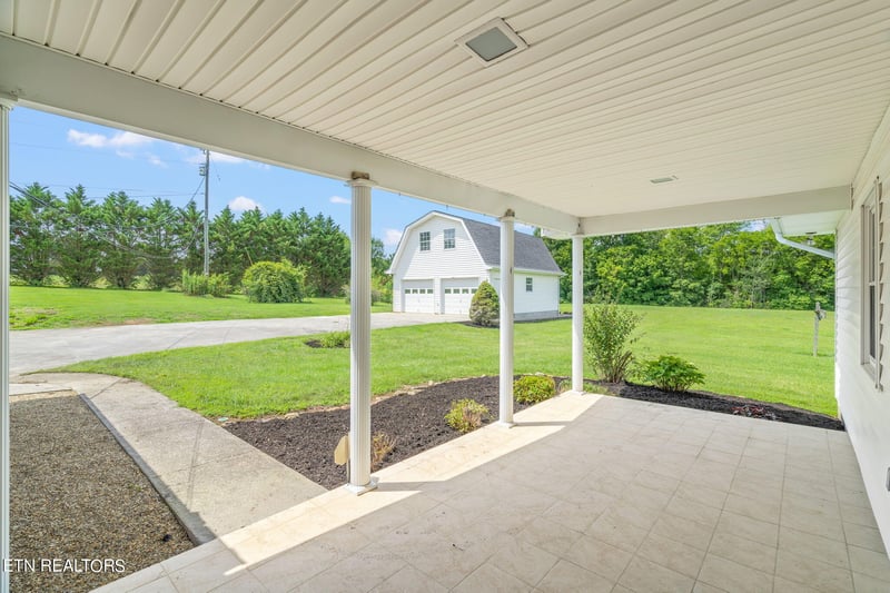 8617 N Ruggles Ferry Pike, Strawberry Plains, TN 37871