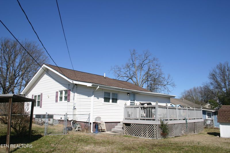 862 Birch St, Alcoa, TN 37701