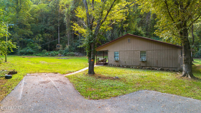 8625 Sams Ln, Knoxville, TN 37920