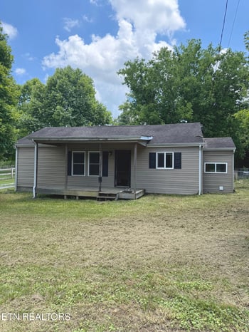 8632 Curtis Rd, Knoxville, TN 37914