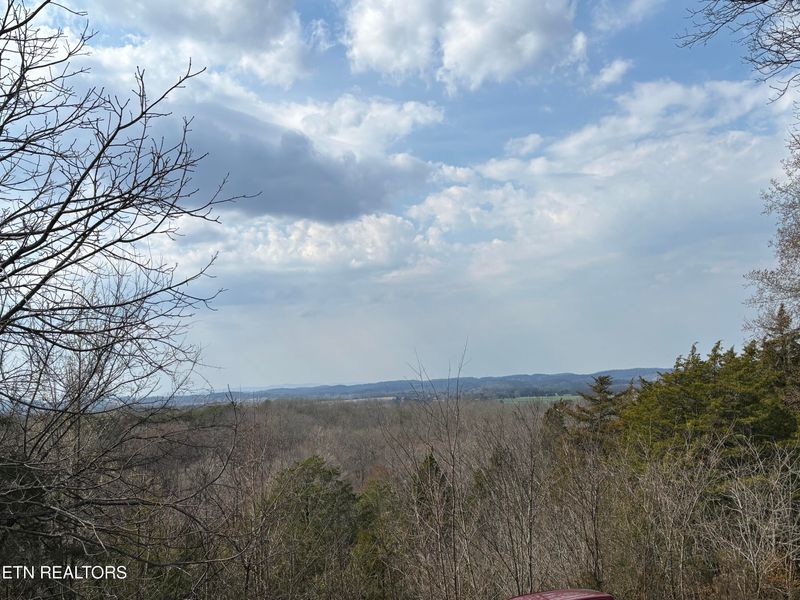 8634 Bud Hawkins Rd, Corryton, TN 37721