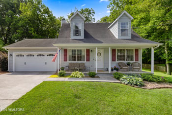 8636 Barbee Ln, Knoxville, TN 37923