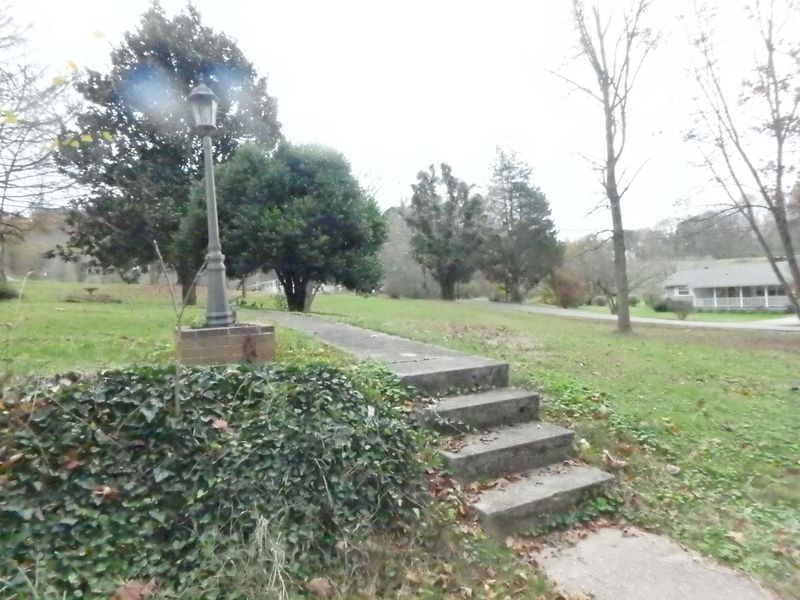 8636 Widener Rd, Knoxville, TN 37920