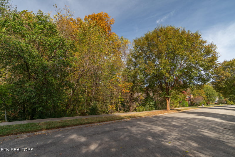 865 Belle Grove Rd, Knoxville, TN 37934
