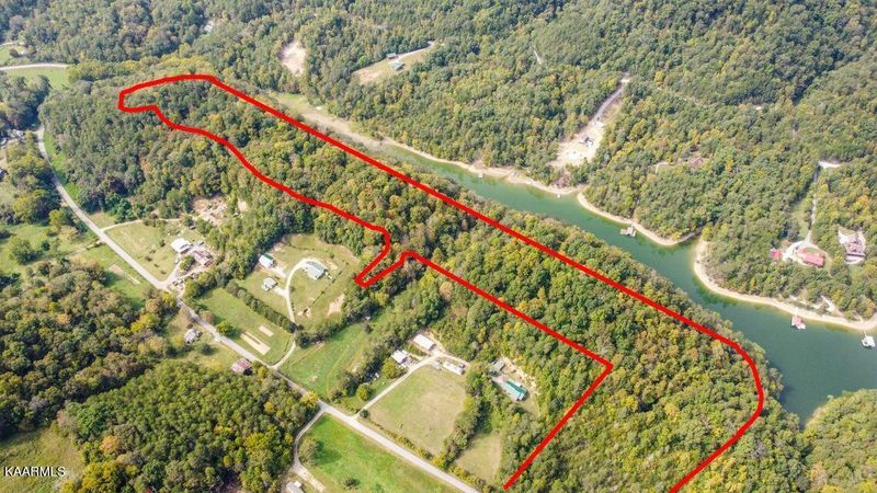 865 Black Fox Rd, Washburn, TN 37888