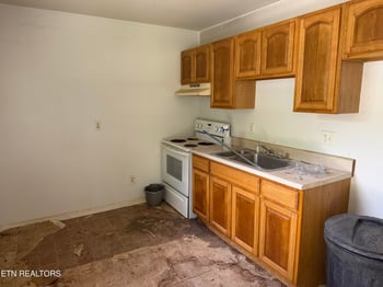 8651 Sparta Hwy, Crossville, TN 38572