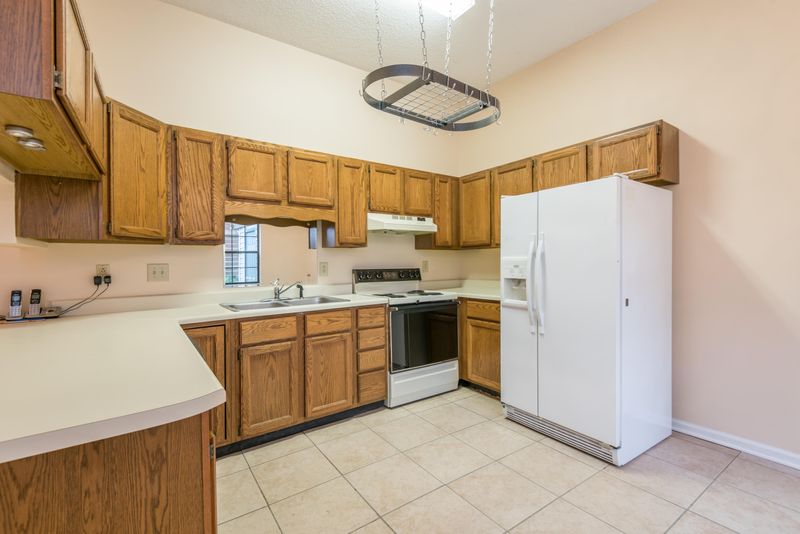 8652 Denmark St, Knoxville, TN 37931