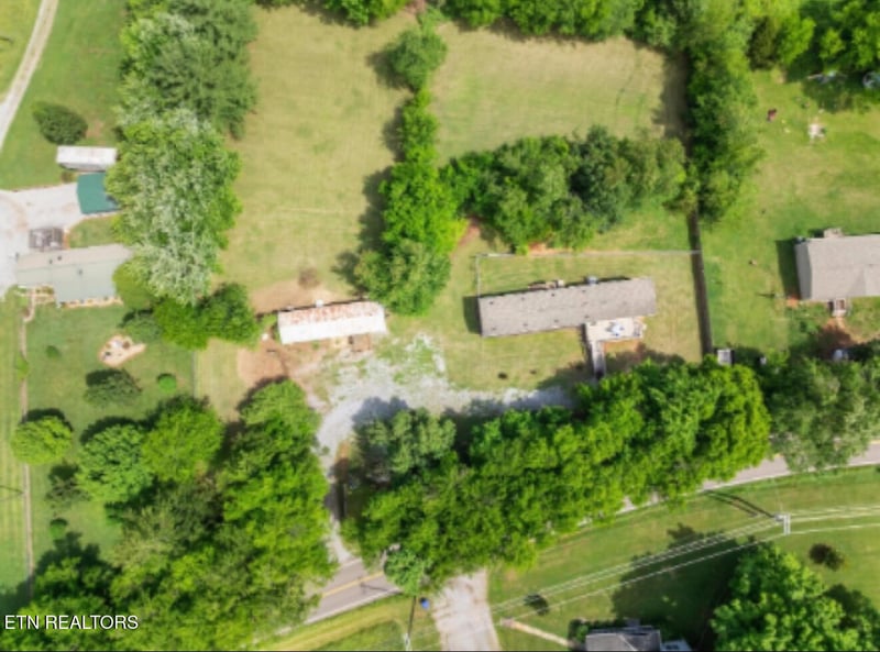8654 Thorn Grove Pike, Knoxville, TN 37914