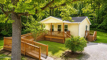 8657 Buffalo Rd, Oneida, TN 37841