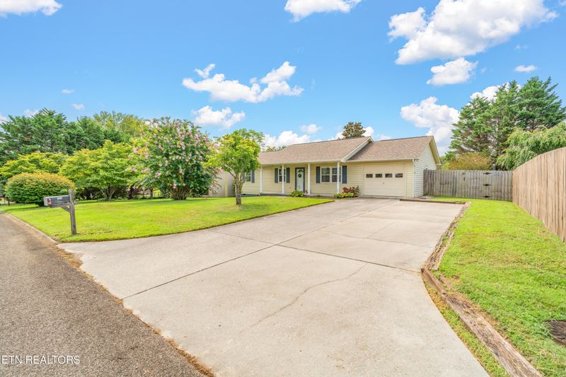 8663 Tervada Dr, Knoxville, TN 37931