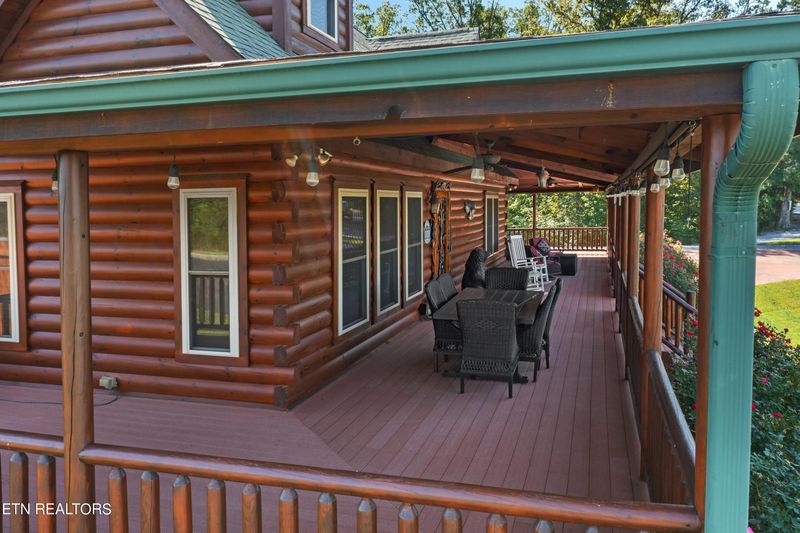 867 Blue Herring Way, Sevierville, TN 37876